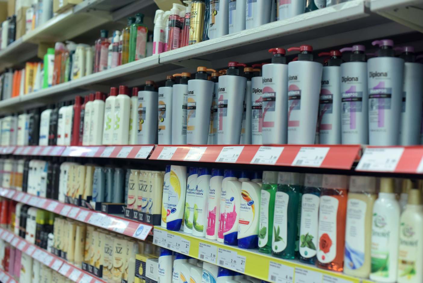 Shampoo shopping shop